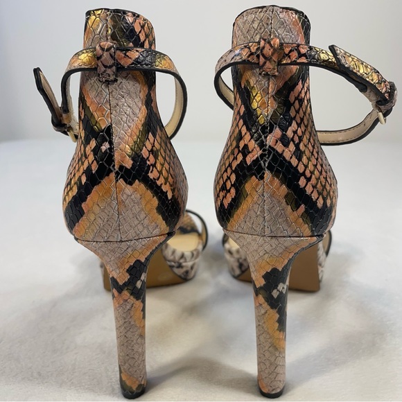 NWOB Vince Camuto Balindia Snakeskin 4” Ankle Strap Platform Sandals Size 5.5 - Picture 7 of 16